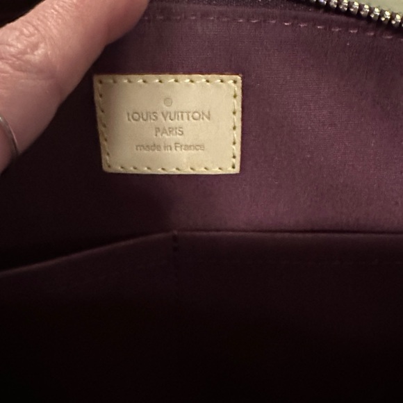 Louis Vuitton Burgundy Shoulder Bag - Picture 5 of 7